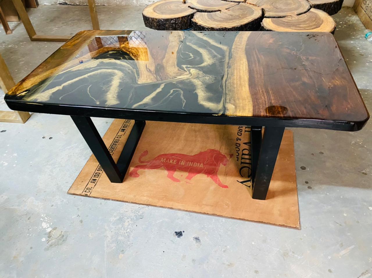Epoxy Designer Table EST-18